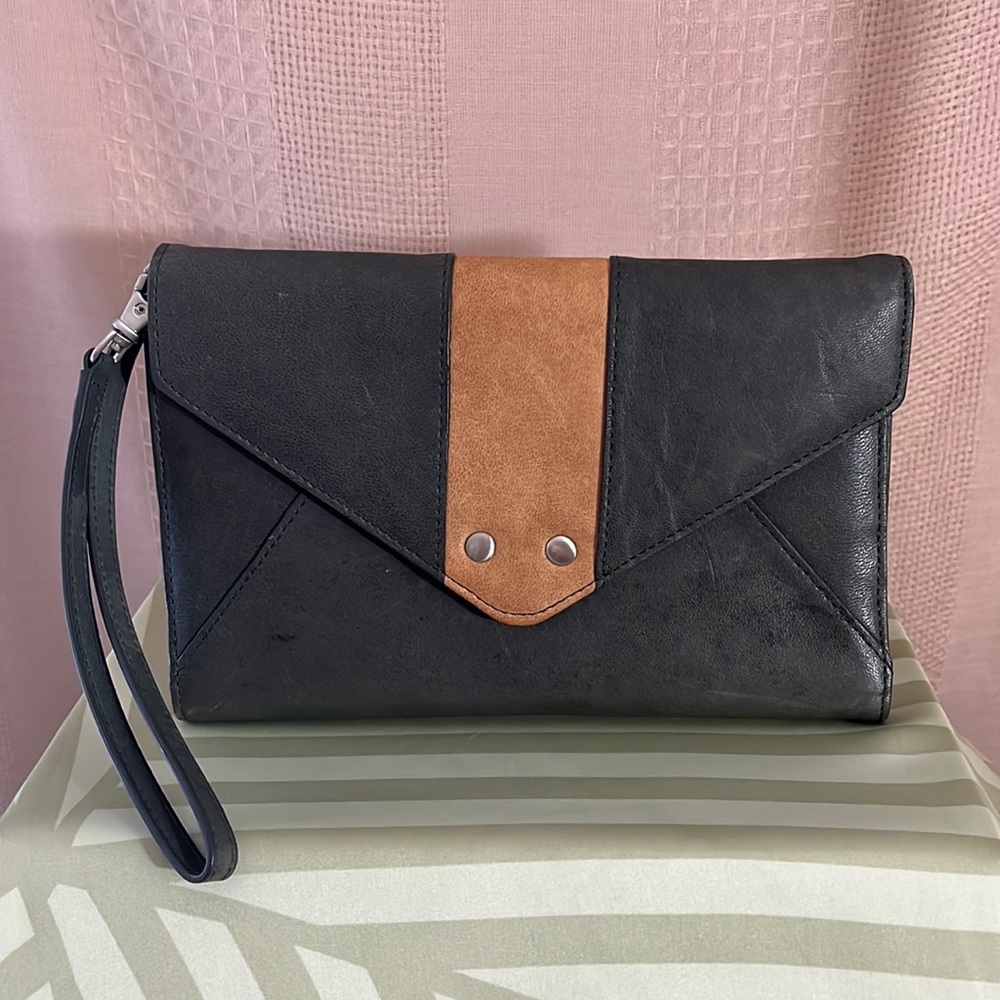 Ellington Black and Tan Clutch Wristlet